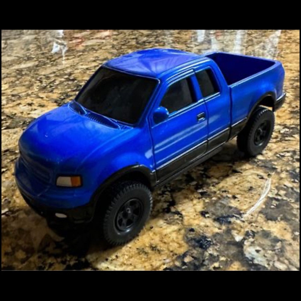 Ertl Discontinued Blue Diecast Pickup Truck Car Toy